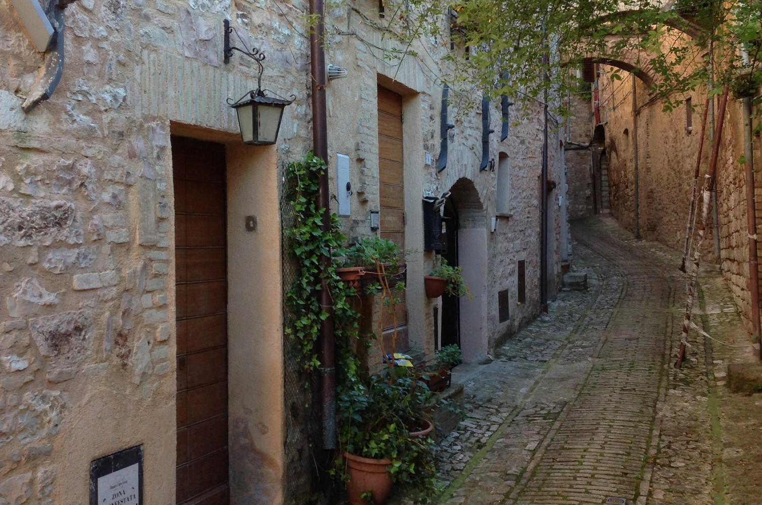 appartamento, spello, camino, vendita, centro storico