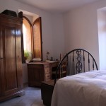 vendita, casa con giardino in centro storico a spello, vicinanze foligno, assisi, perugia